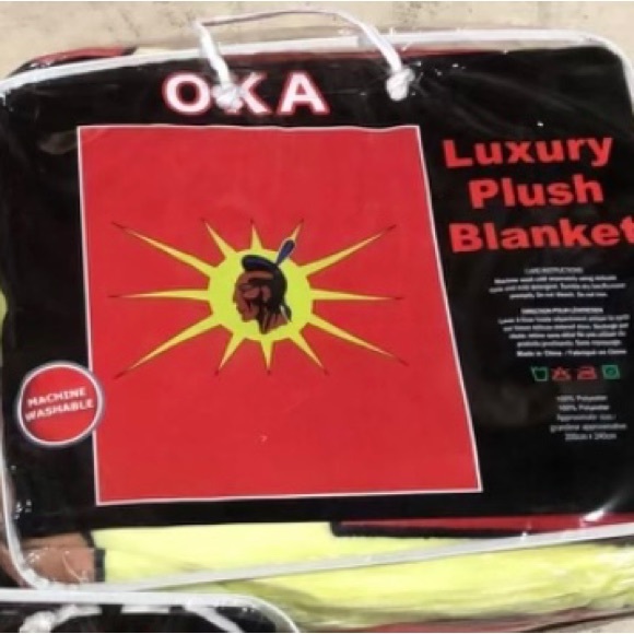 Blankets - Picture 2 of 12